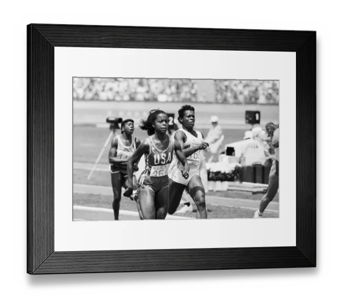Framed Print : Evelyn Ashford Winning 100 Meter Olympic Race Framed Print : Evelyn Ashford Winning 100 Meter Olympic Race