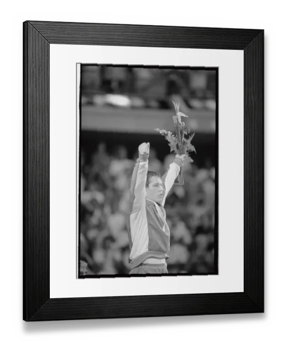 Framed Print : Steve Fraser Celebrating His Victory Framed Print : Steve Fraser Celebrating His Victory