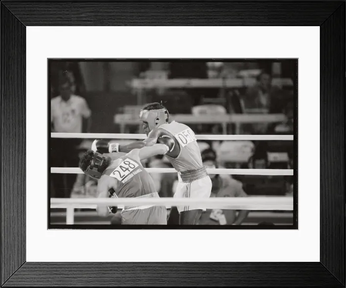Framed Print : Olympic Boxer Gnohere Sery Punching Salulolo Aumua Framed Print : Olympic Boxer Gnohere Sery Punching Salulolo Aumua