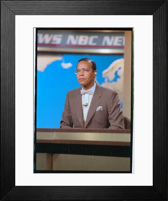 Framed Print : Portrait of Louis Farrakhan Wearing Glasses Framed Print : Portrait of Louis Farrakhan Wearing Glasses