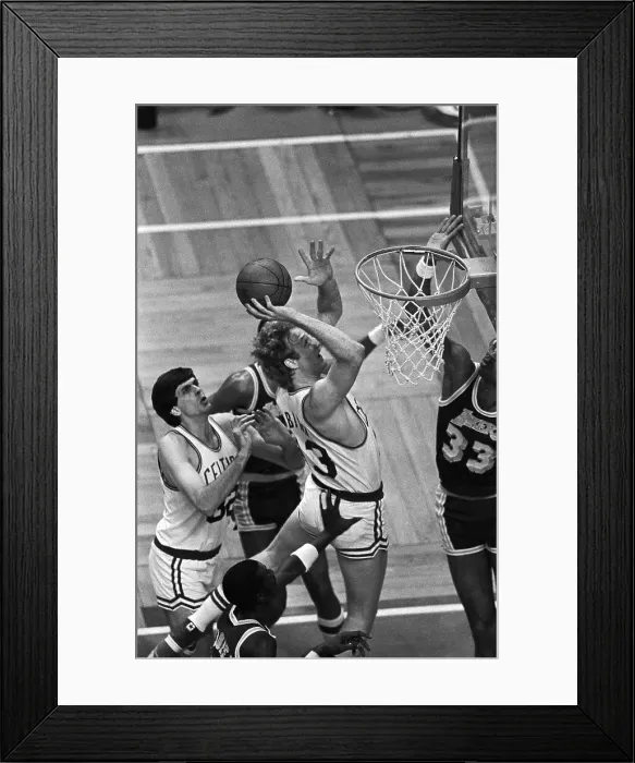 Framed Print : Larry Bird and Kareem Abdul Jabbar Playing Framed Print : Larry Bird and Kareem Abdul Jabbar Playing