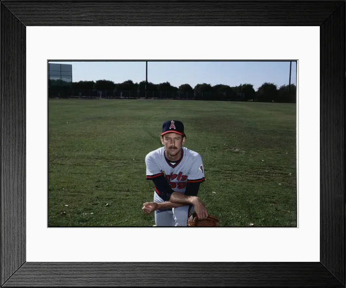 Framed Print : Mike Witt Kneeling Framed Print : Mike Witt Kneeling