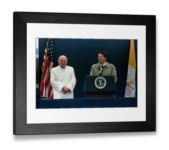 Framed Print : President Ronald Reagan and Pope John Paul II Framed Print : President Ronald Reagan and Pope John Paul II