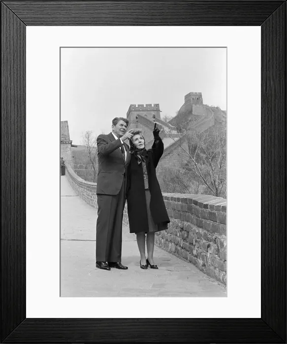 Framed Print : President and Nancy Reagan at Great Wall of China Framed Print : President and Nancy Reagan at Great Wall of China
