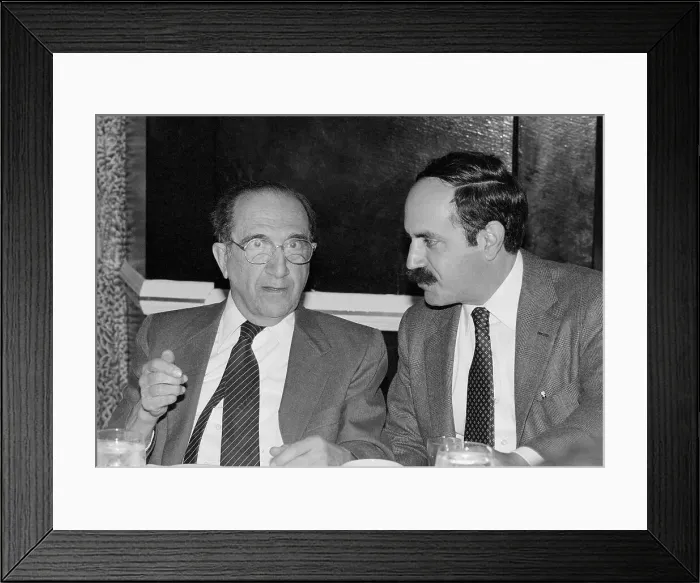 Framed Print : Robert Weinberg Conversing with Professor Salvador Luira Framed Print : Robert Weinberg Conversing with Professor Salvador Luira