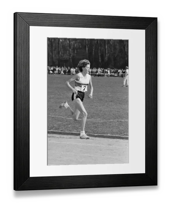 Framed Print : Zola Budd Running in Stride Framed Print : Zola Budd Running in Stride