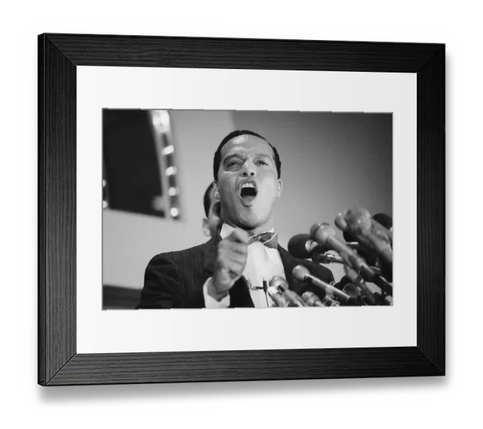 Framed Print : Nation of Islam Leader Louis Farrakhan Framed Print : Nation of Islam Leader Louis Farrakhan