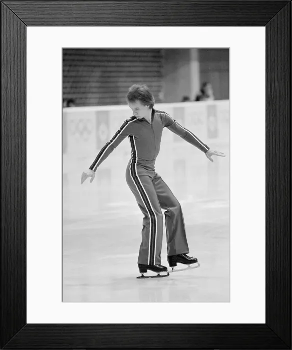 Framed Print : Scott Hamilton Skating on The Ice Framed Print : Scott Hamilton Skating on The Ice
