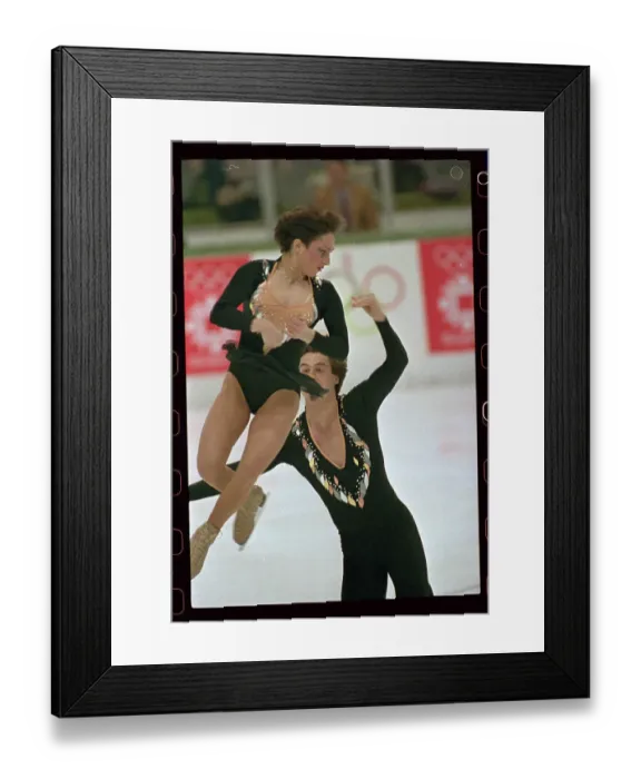 Framed Print : Peter Carruthers Lifting Kitty Carruthers Framed Print : Peter Carruthers Lifting Kitty Carruthers