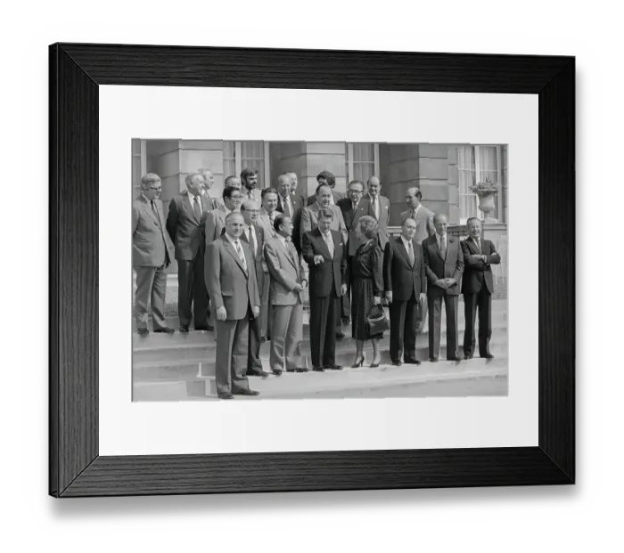 Framed Print : Helmut Kohl Posing with Heads of State Framed Print : Helmut Kohl Posing with Heads of State