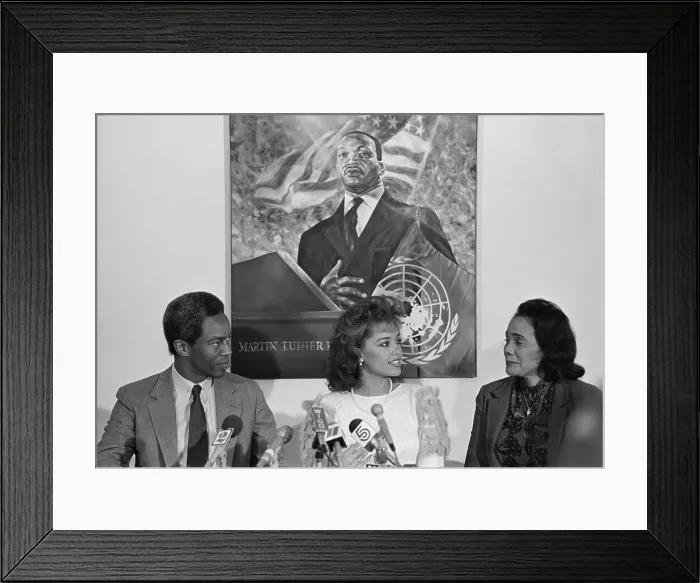 Framed Print : Coretta King with Vanessa Williams and Guion Bluford Framed Print : Coretta King with Vanessa Williams and Guion Bluford