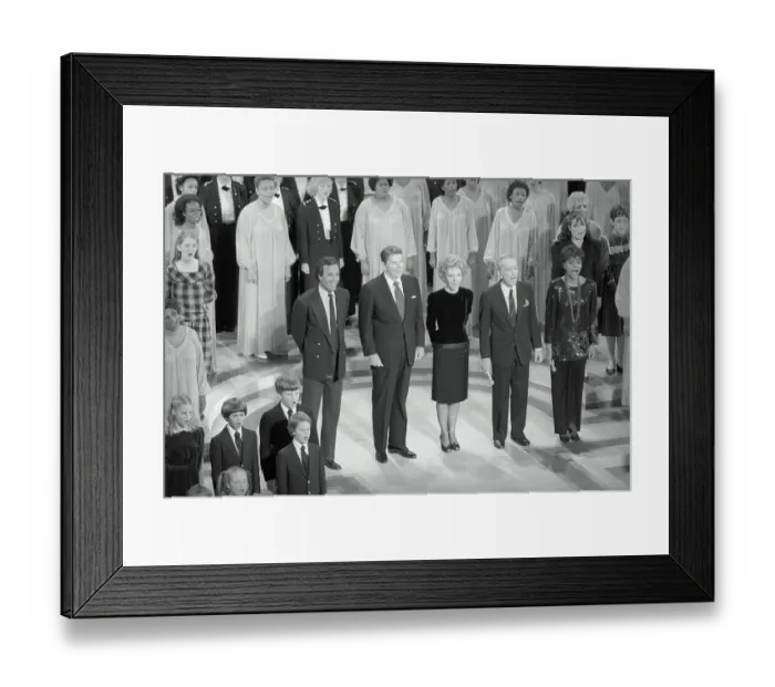 Framed Print : Ronald and Nancy Reagan Singing with Performers Framed Print : Ronald and Nancy Reagan Singing with Performers