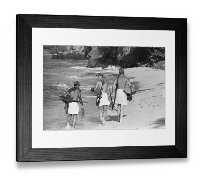 Framed Print : Soldiers Strolling on Grenada Beach Framed Print : Soldiers Strolling on Grenada Beach