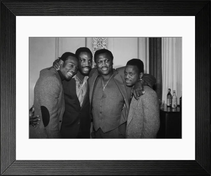 Framed Print : Joe Frazier with Sons Mark, Marvis and Joe Jr Framed Print : Joe Frazier with Sons Mark, Marvis and Joe Jr