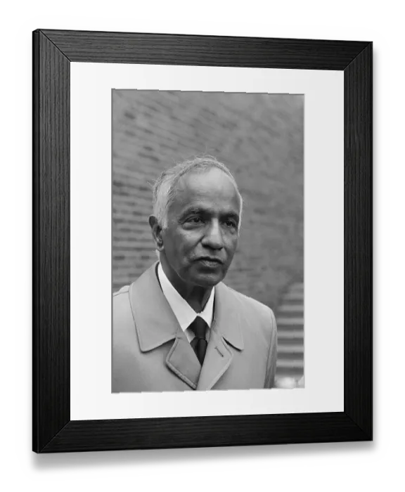 Framed Print : Subrahmanyan Chandrasekhar Framed Print : Subrahmanyan Chandrasekhar
