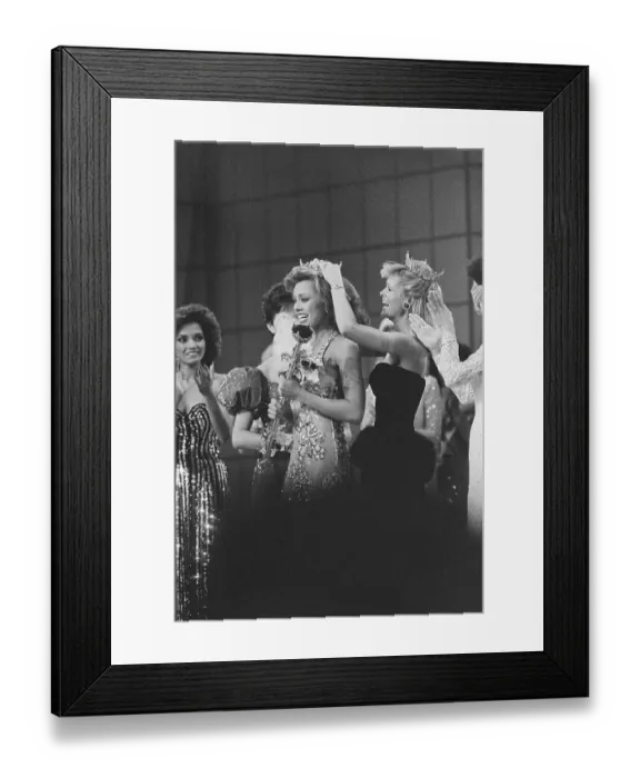 Framed Print : Debra Maffett Crowning Vanessa Williams Framed Print : Debra Maffett Crowning Vanessa Williams