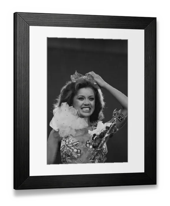 Framed Print : Vanessa Williams Winning Miss America Framed Print : Vanessa Williams Winning Miss America