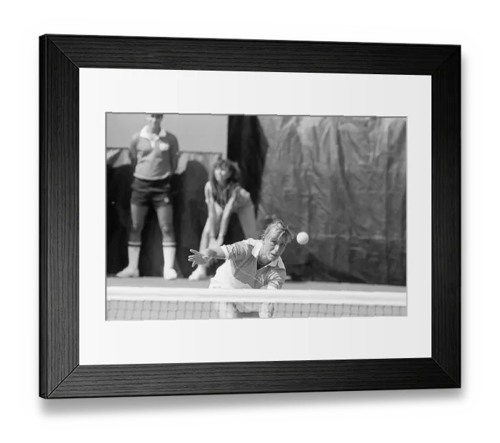 Framed Print : Martina Navratilova Watches Her Low Return Shot Framed Print : Martina Navratilova Watches Her Low Return Shot