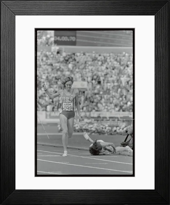 Framed Print : Mary Decker Crossing Finish Line Framed Print : Mary Decker Crossing Finish Line
