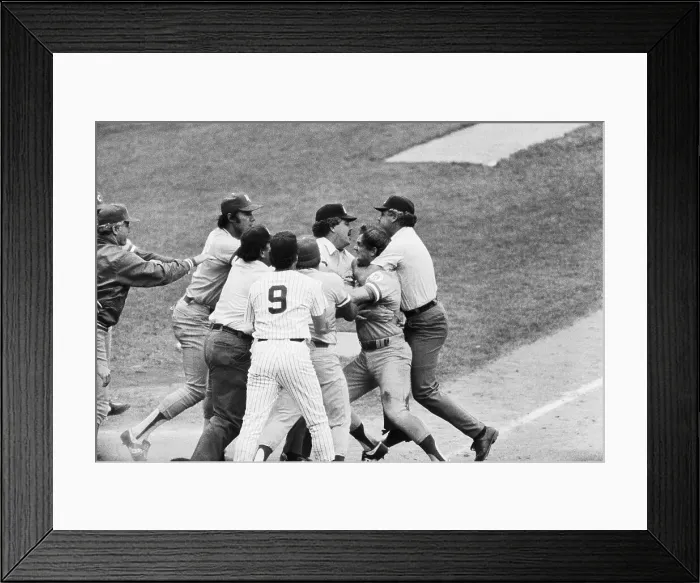 Framed Print : George Brett and Tim McClelland Scuffling Framed Print : George Brett and Tim McClelland Scuffling