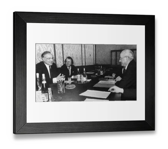 Framed Print : Helmut Kohl Speaking with Yuri Andropov