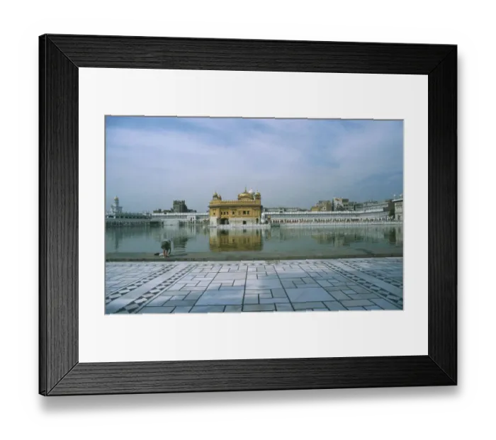 Framed Print : India's Sikh Golden Temple Framed Print : India's Sikh Golden Temple