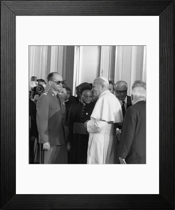Framed Print : Pope John Paul II and Premier Wojiech Framed Print : Pope John Paul II and Premier Wojiech