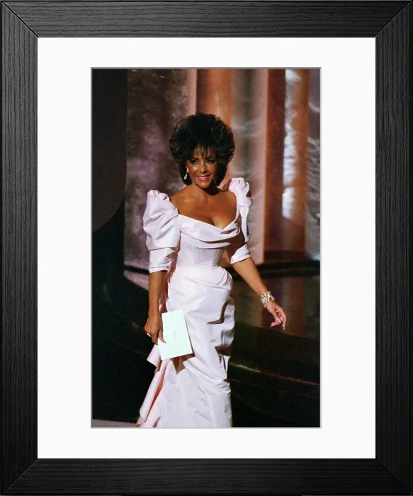 Framed Print : Elizabeth Taylor Walking Framed Print : Elizabeth Taylor Walking