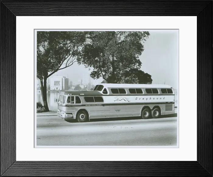 Framed Print : Greyhound Scenicruiser Framed Print : Greyhound Scenicruiser