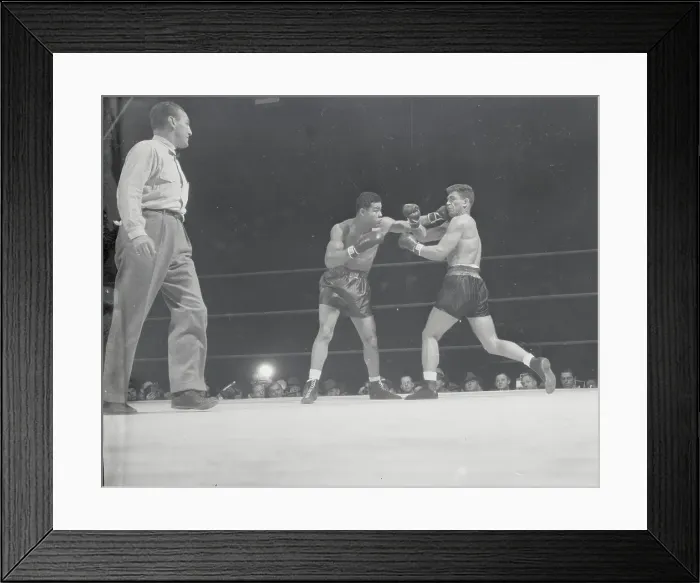 Framed Print : Joe Louis and Lou Nova Boxing Framed Print : Joe Louis and Lou Nova Boxing