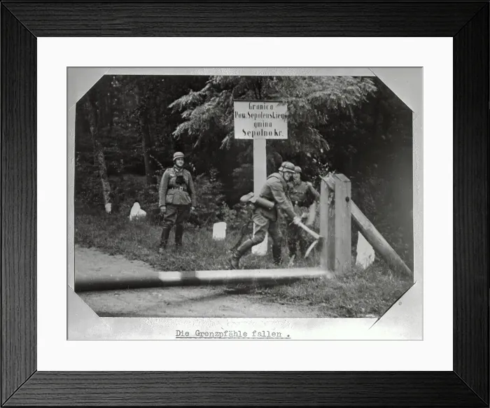 Framed Print : German Troops Smash Polish Border Barriers Framed Print : German Troops Smash Polish Border Barriers