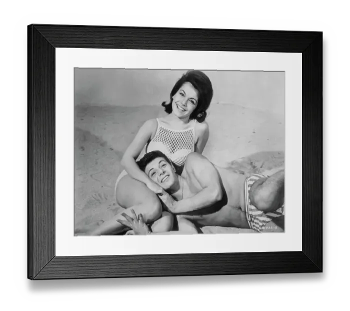 Framed Print : Annette Funicello and Frankie Avalon in Swimsuits Framed Print : Annette Funicello and Frankie Avalon in Swimsuits