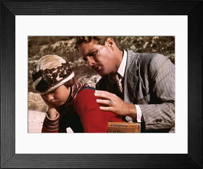 Framed Print : Ryan O'Neal Speaking to His Daughter Framed Print : Ryan O'Neal Speaking to His Daughter