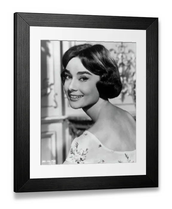 Framed Print : Actress Audrey Hepburn Framed Print : Actress Audrey Hepburn