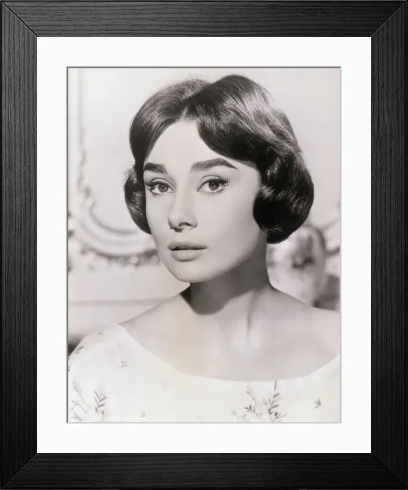Framed Print : Actress Audrey Hepburn Framed Print : Actress Audrey Hepburn