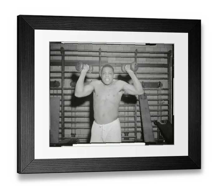 Framed Print : Willie Mays Boxing The Air Framed Print : Willie Mays Boxing The Air