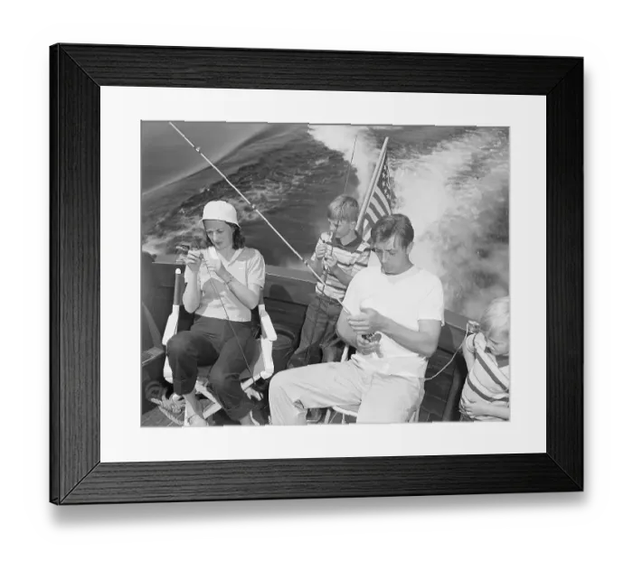 Framed Print : Robert Mitchum and Family Fishing on Lake Mead Framed Print : Robert Mitchum and Family Fishing on Lake Mead