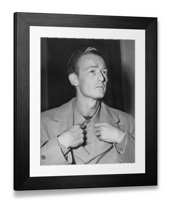 Framed Print : Portrait of Murder Suspect Alias Leslie Duane Dillon Framed Print : Portrait of Murder Suspect Alias Leslie Duane Dillon