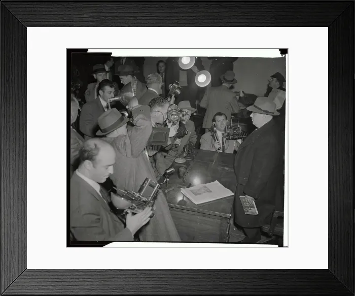 Framed Print : Whittaker Chambers Appearing Before Grand Jury Framed Print : Whittaker Chambers Appearing Before Grand Jury