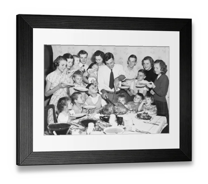 Framed Print : Thanksgiving with Large Family Framed Print : Thanksgiving with Large Family
