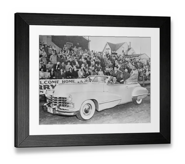 Framed Print : Hometown Crowd Cheering Larry Doby Framed Print : Hometown Crowd Cheering Larry Doby