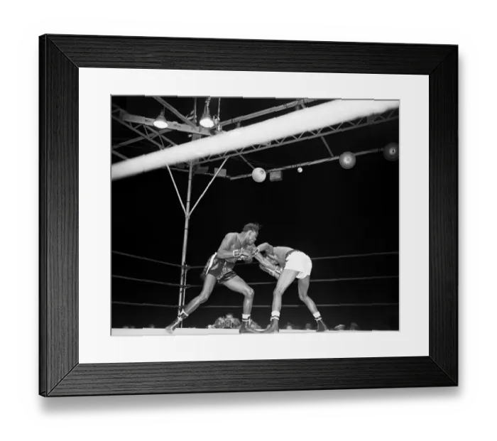 Framed Print : Ray Robinson Punching Kid Gavilan Framed Print : Ray Robinson Punching Kid Gavilan
