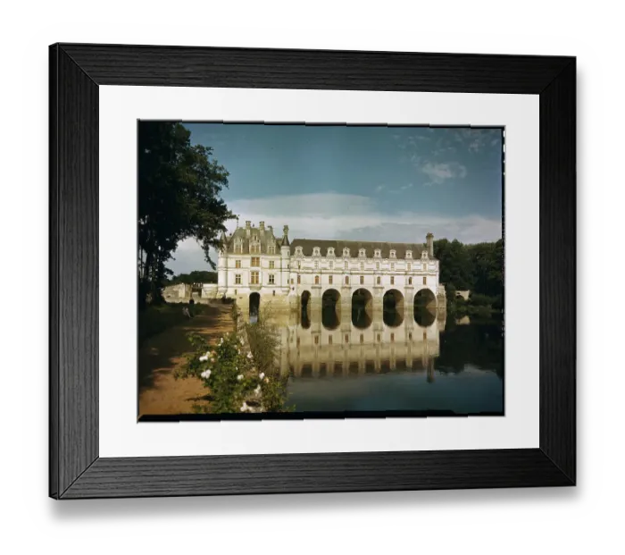 Framed Print : View of Chateau de Chenonceaux Framed Print : View of Chateau de Chenonceaux