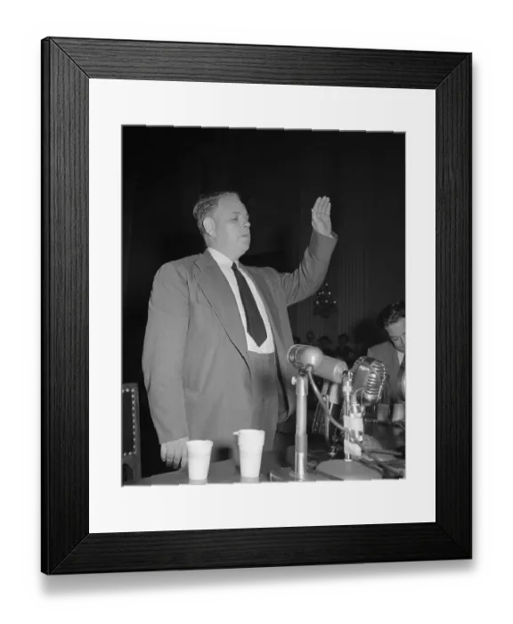 Framed Print : Whittaker Chambers Raising Right Hand at Hearing Framed Print : Whittaker Chambers Raising Right Hand at Hearing