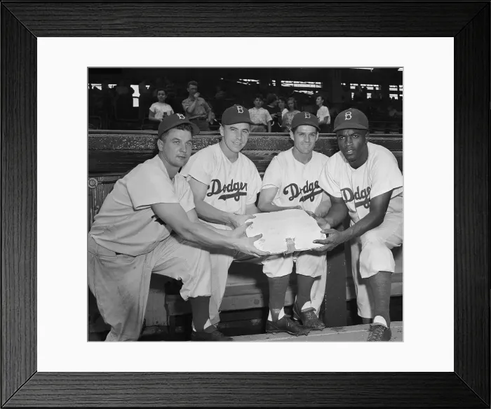 Framed Print : Dodgers Base-stealers Framed Print : Dodgers Base-stealers