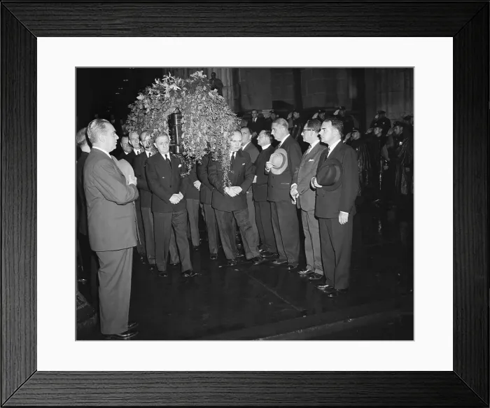 Framed Print : Honorary Pallbearers Carrying Babe Ruth's Casket Framed Print : Honorary Pallbearers Carrying Babe Ruth's Casket