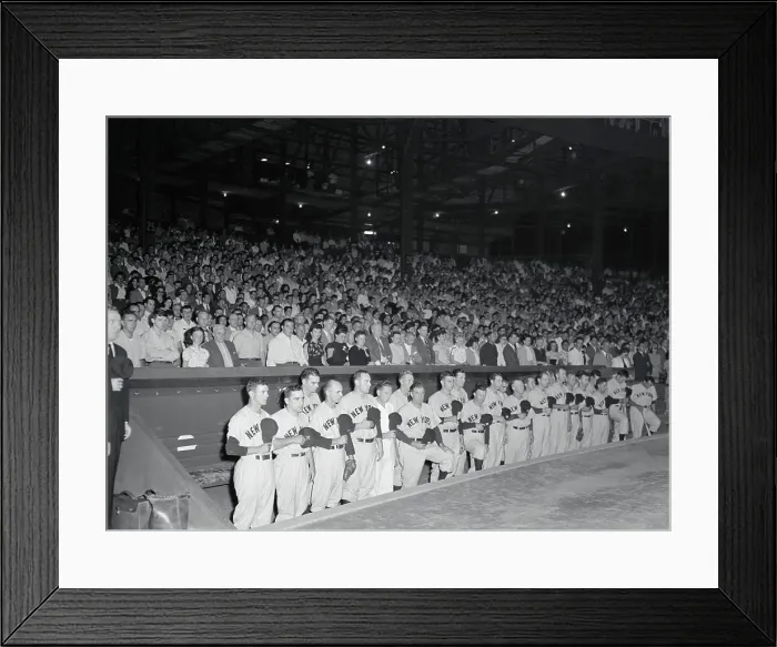 Framed Print : Yankees and Fans Observing Moment of Silence Framed Print : Yankees and Fans Observing Moment of Silence