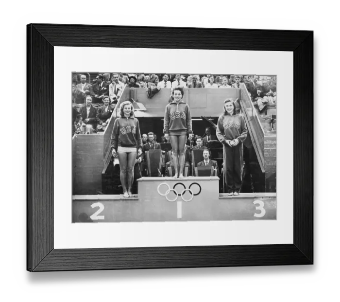 Framed Print : Olymipic Women'S Diving Winners Framed Print : Olymipic Women'S Diving Winners