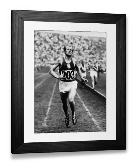 Framed Print : Zatopek Winning 10, 000 Meter Race Framed Print : Zatopek Winning 10, 000 Meter Race