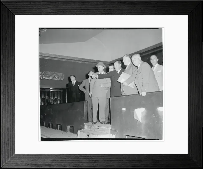 Framed Print : Trygve Lie, Pointing, with Colleagues Framed Print : Trygve Lie, Pointing, with Colleagues